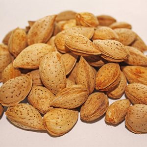 بادام درختی درجه یک(1کیلو)